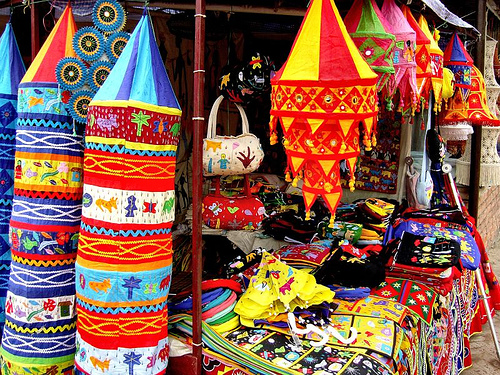 Tips To Decorate Your Home Ethnically With Indian Handicrafts
