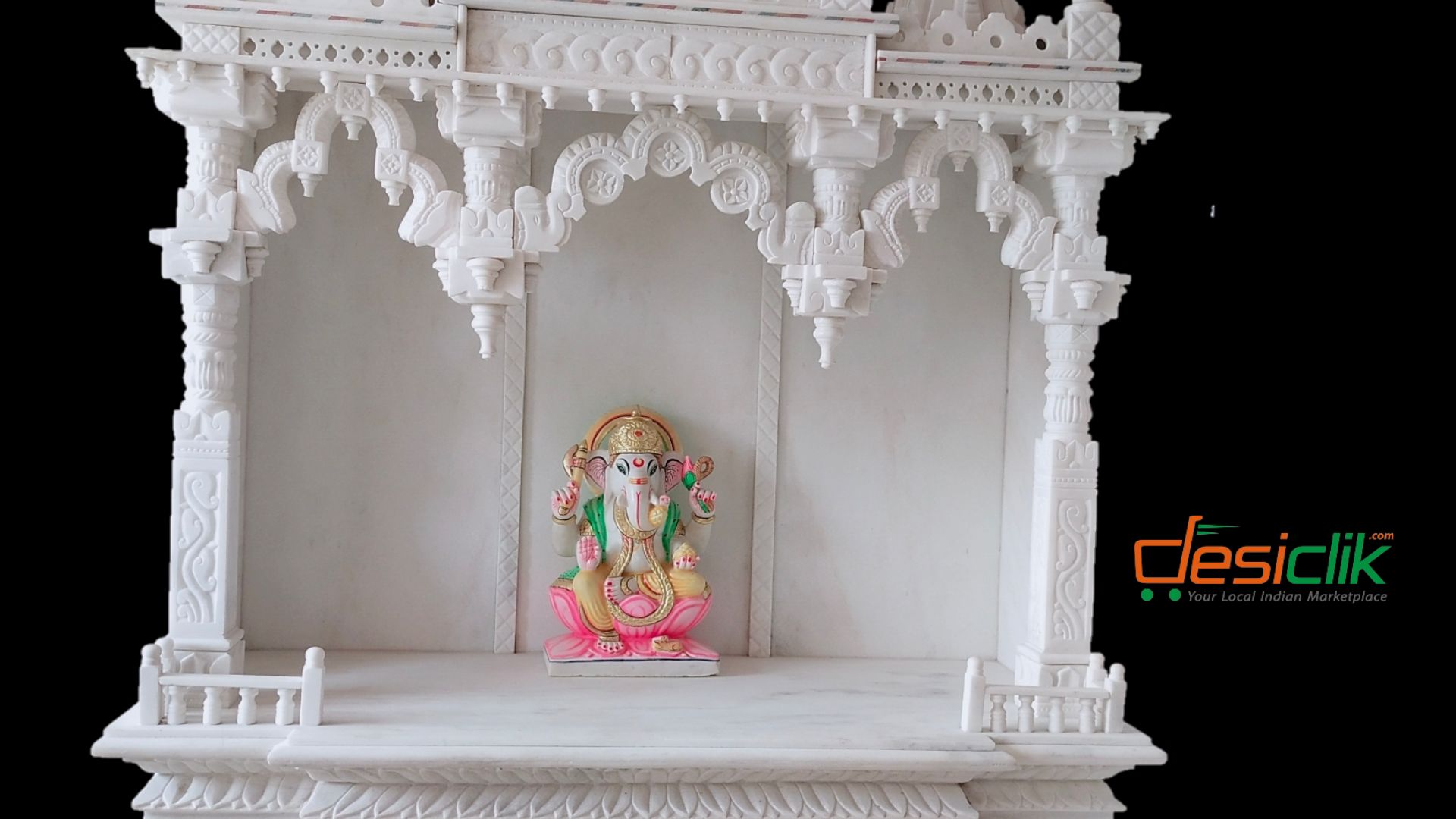 Bringing the Divine Home with A Hindu Temple For Your Pooja Mandir