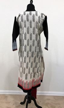 back view - Off White Linen Block Print Kurti With Red Border and Leggings