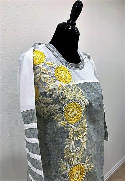 side view - Floral Embroidery Grey and Yellow Spring Kurti With leggings