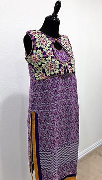Side view - Sleeveless Purple Color Kurti With Dark Purple Jacket