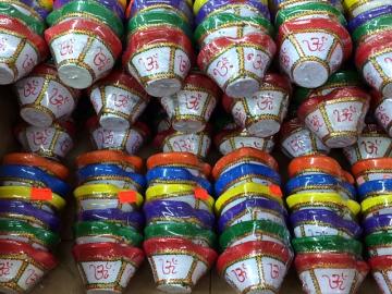Decorated Heart Shaped Diwali Clay Diyas Decorated Heart Shaped Diwali Clay Diyas