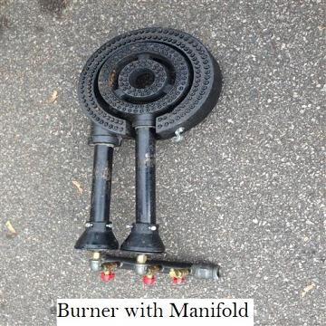 Gas burner with manifold
