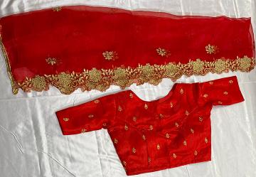 Blouse front view with duppatta