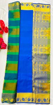 Contrast blouse piece with saree
