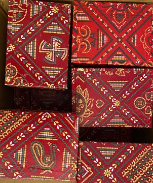 Bandhani mithai boxes Bandhani mithai boxes