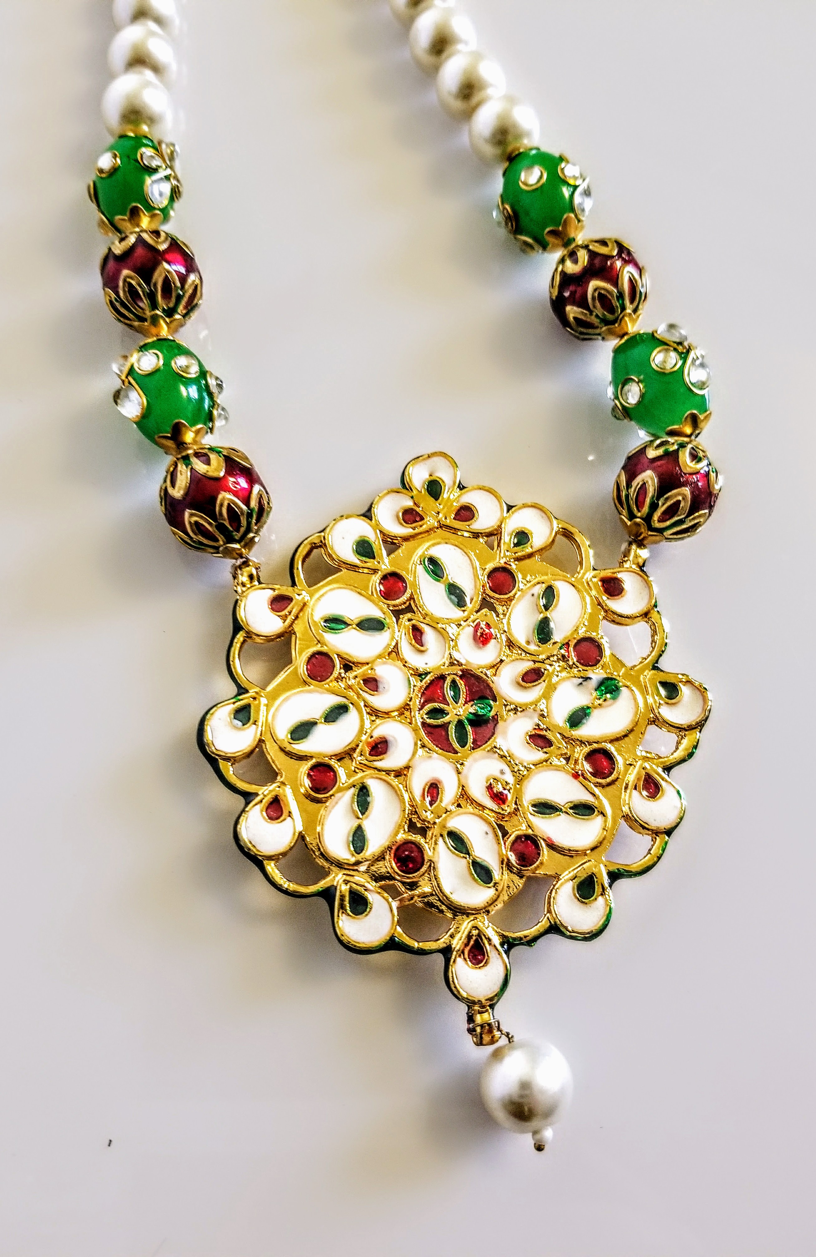 Navratan set in gold Clearance