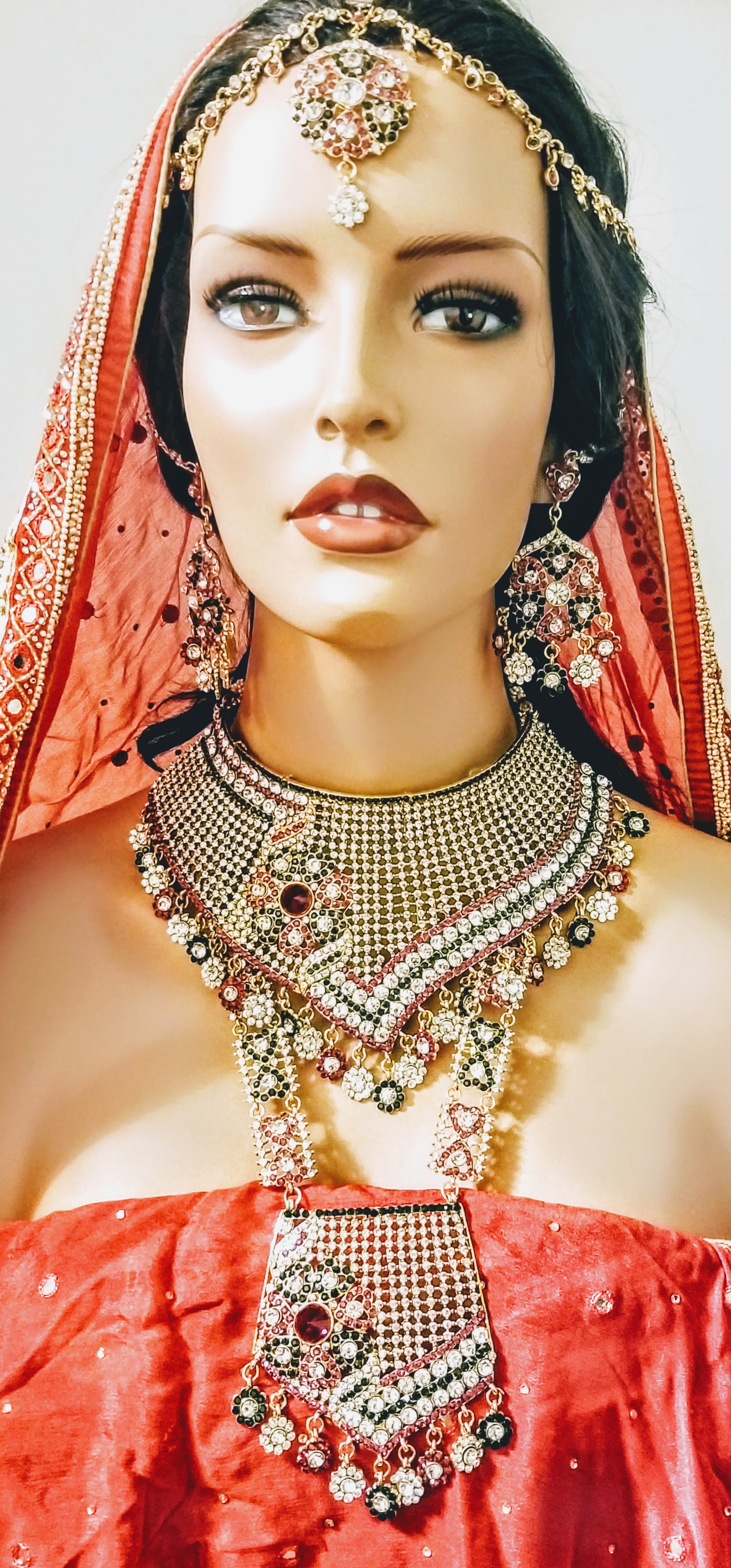 Rhinestones & 22k Gold Plating Indian bridal Crystals Jewelry Set 5 pcs