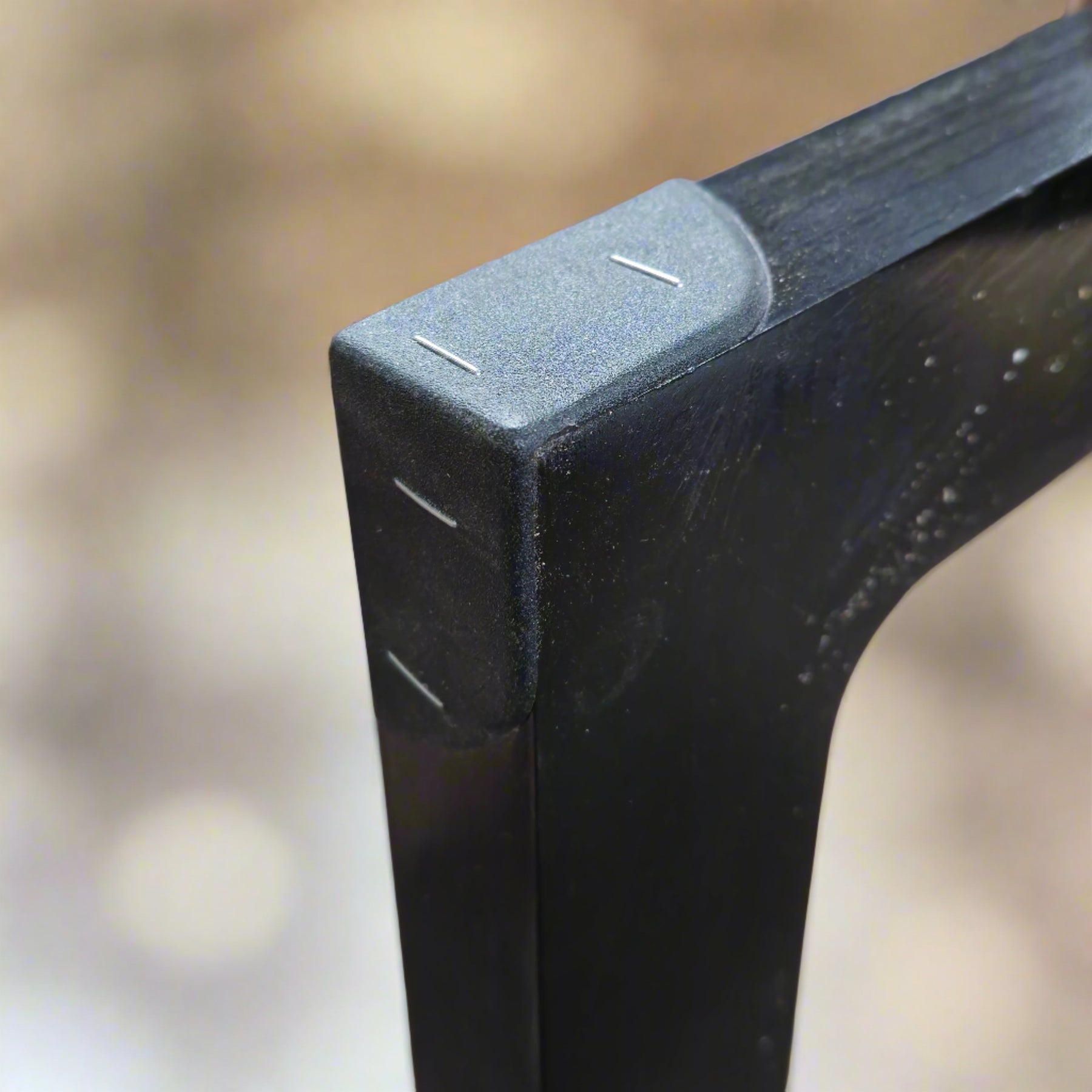 Carrom board side edges