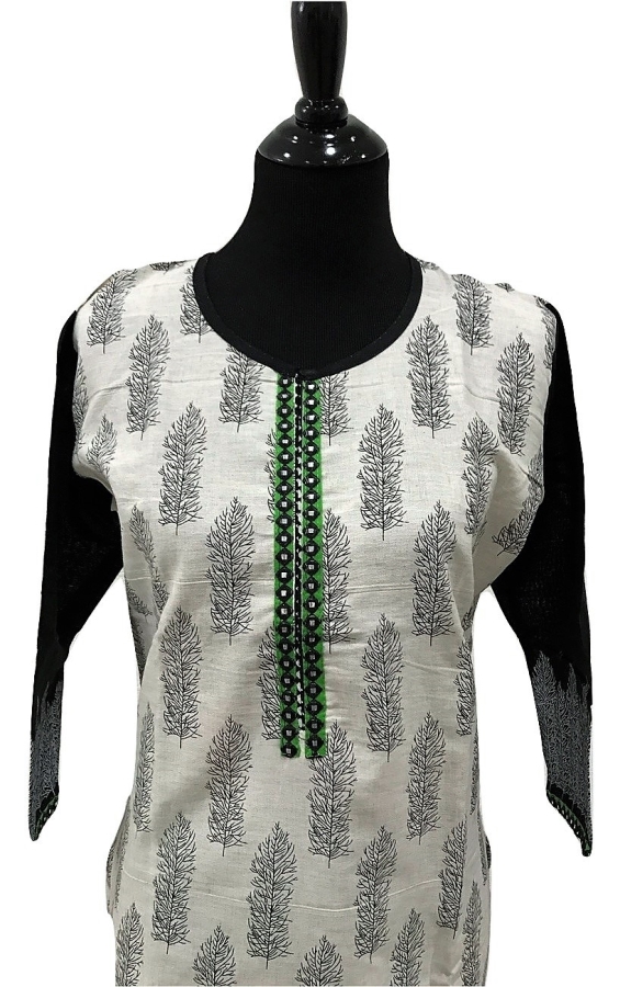 front view - Off White Linen Block Print Kurti With Green Border and Leggings