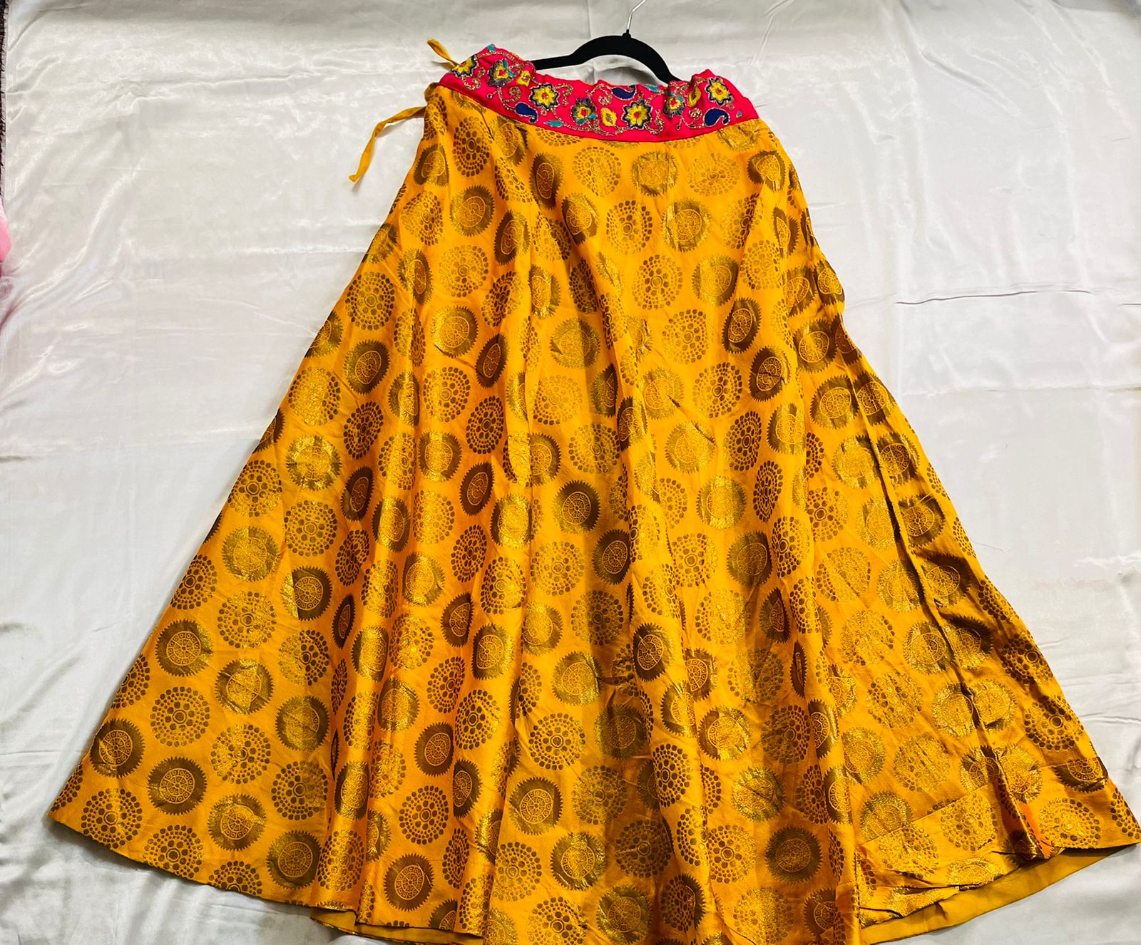 Close pic skirt