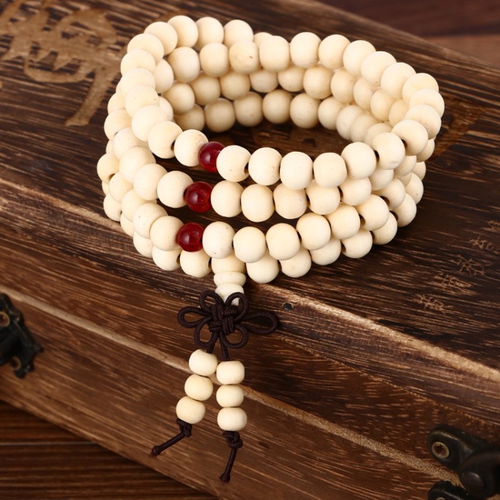 Amazon.com: Eigso 4 Pcs 8MM Wood Beads Bracelets for Women Men Prayer  Meditation Buddhist Woodern Wristlets for Woman Man: Clothing, Shoes &  Jewelry