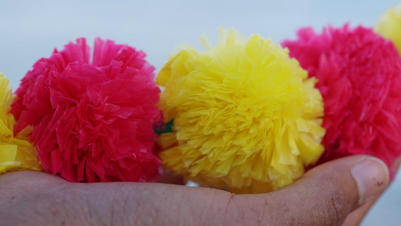 Artificial garlands for party backdrop