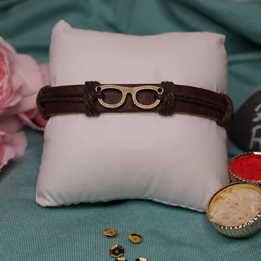 Fancy Rakhi Bracelet in Faux Leather + Roli & Chaval