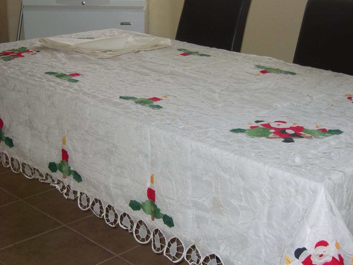 Table Cloth 140 White Applique Napkins Table Cloth Xmas Special Table Cloth 140 White Applique Napkins Table Cloth Xmas Special