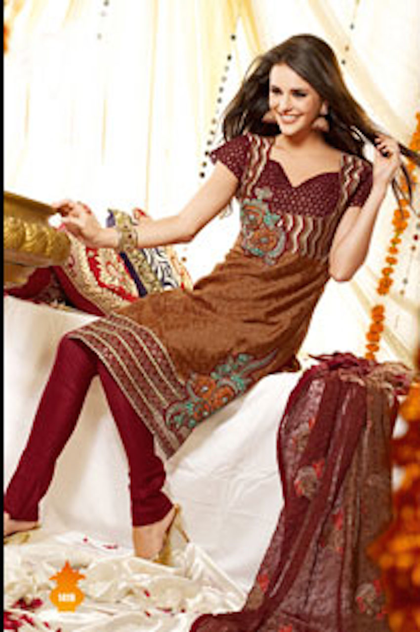 Brown & Maroon Jacquard & Crepe Blend Unstitched Dress Material Brown & Maroon Jacquard & Crepe Blend Unstitched Dress Material