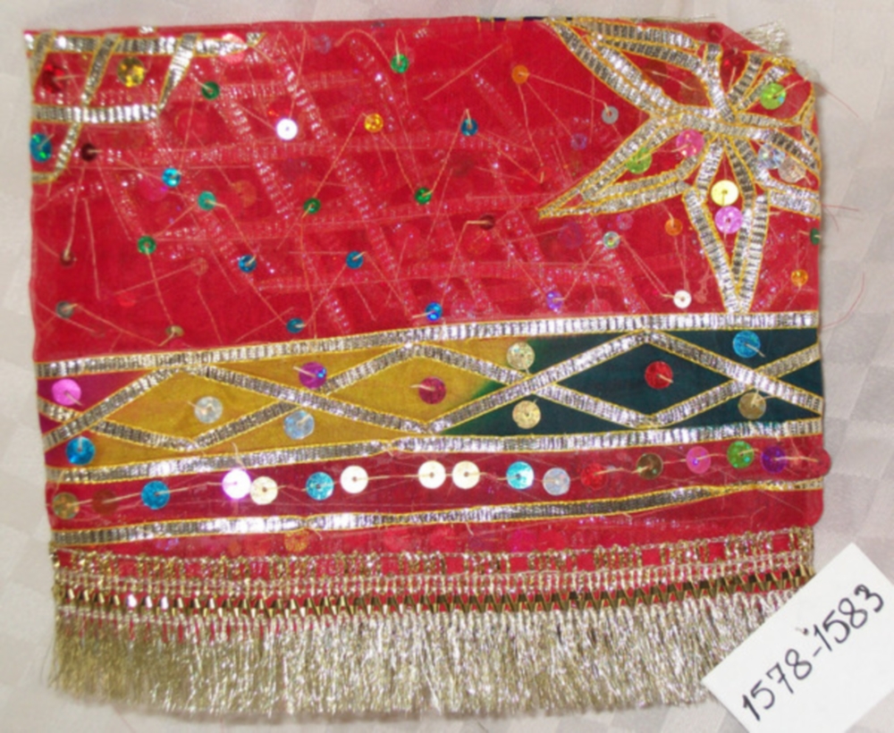 Red Pooja Chunari Cloth Size :- 20 Inches x 8 Inches Net Chunni Puja Festival Decoration Items Chunr Aasan Devi Maa MATA Chunri for Statue Choki aasan Posters Frame