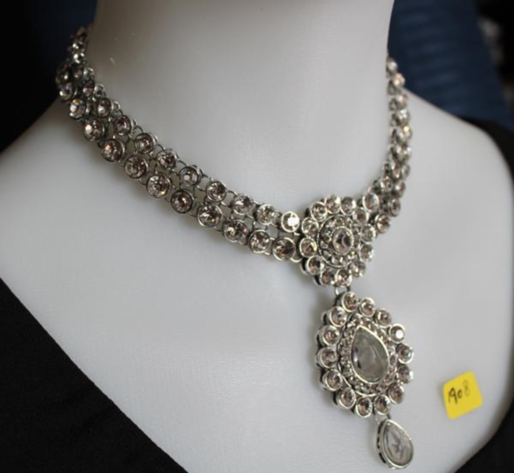 Trendy Silver Necklace Set \w Earrings and Mang Tikka Set Trendy Silver Necklace Set \w Earrings and Mang Tikka Set