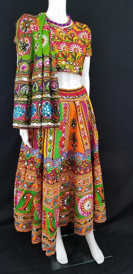 Garba Skirt/gujrati Costume/dandiya/ Navratri Skirt /garba Dress/dholida  Dress/ Indian Ghaghra/ghaghra Choli/lehenga Choli/patchwork Dress - Etsy