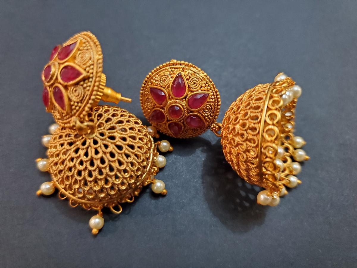 Shop Antique Earrings Online For Women-Kushal's Fashion Jewellery | Gold  earrings designs, Beaded jewelry designs, Gold earrings models