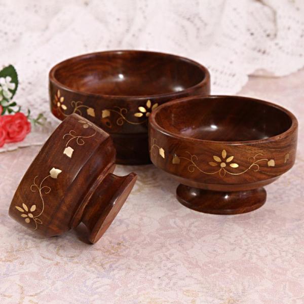 Wooden Glossy Finish Fancy Set of 3 Bowl Set