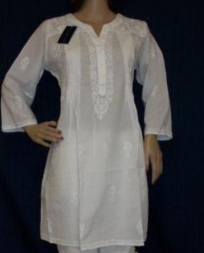 Kurti Top Tunic in White Cotton w/ Lucknowi Chickenkari Work L