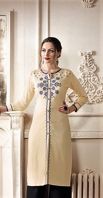 Buy Black Kurtis & Tunics for Women by Clothing Culture Online | Ajio.com