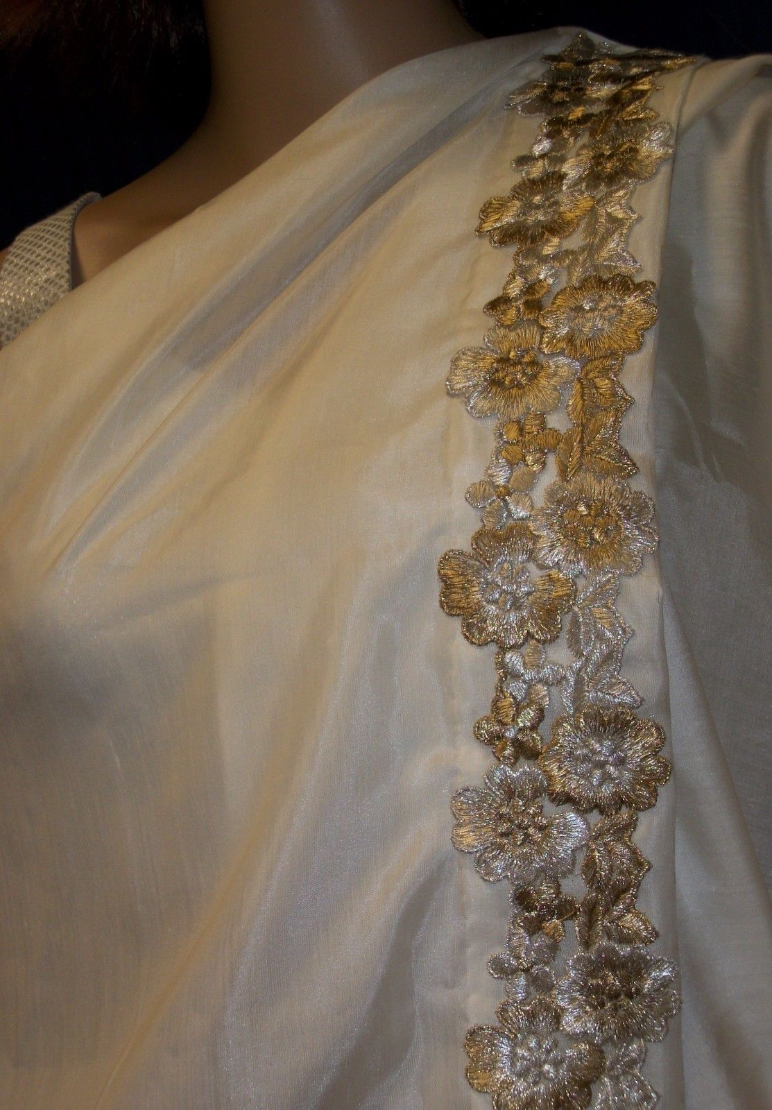 Suit 2945 Solid Ivory Crepe Salwar Kameez Dupatta Medium Size Pakistani Set Suit 2945 Solid Ivory Crepe Salwar Kameez Dupatta Medium Size Pakistani Set