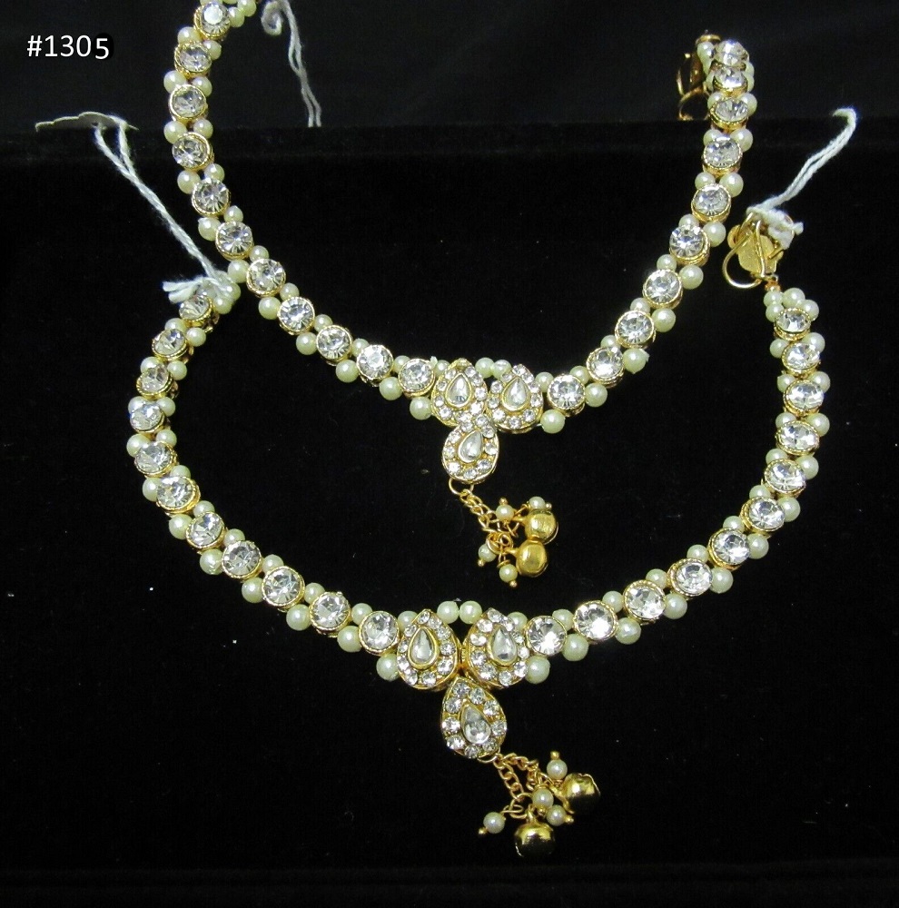 Fancy Stylish Indian Designer Golden Anklets Payal for Women Fancy Stylish Indian Designer Golden Anklets Payal for Women