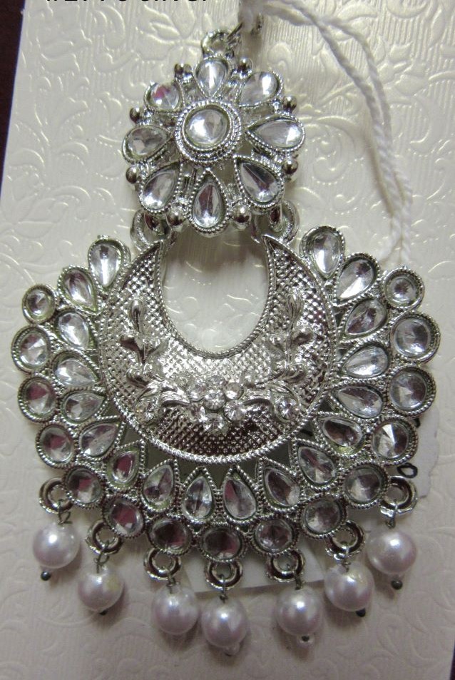 Tikka 3051775 Indian Designer Maang Silver Stones Pearl Beads