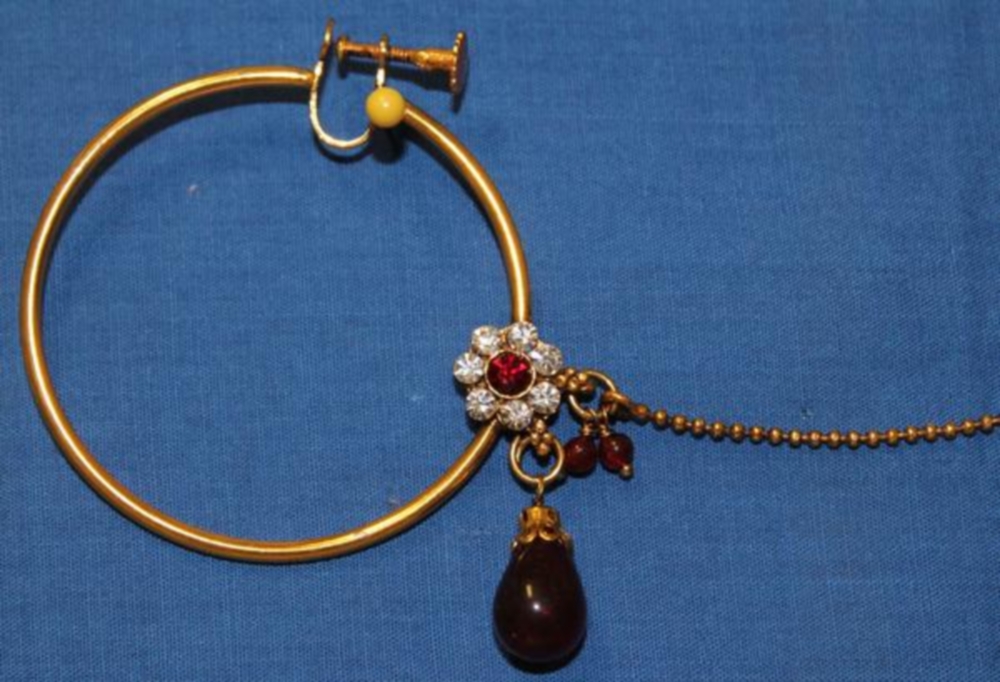 Nose Pin, Golden Indian ZC Nath in Traditional Design