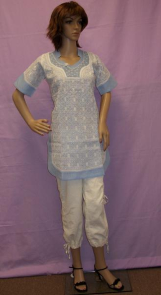 Blouse 034 Cotton White Hand Embroidered Small Size Kurti Tunic Top Shieno Blouse 034 Cotton White Hand Embroidered Small Size Kurti Tunic Top Shieno