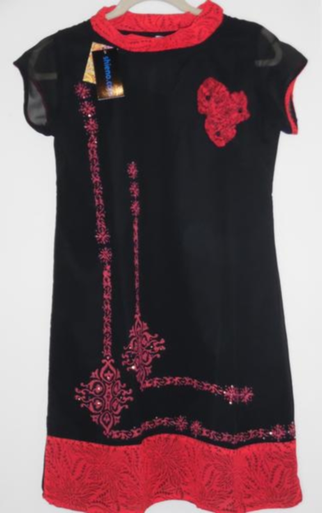 Georgette Opulent Black Red Ladies Tunic Shirt Kurti (Medium) Georgette Opulent Black Red Ladies Tunic Shirt Kurti (Medium)