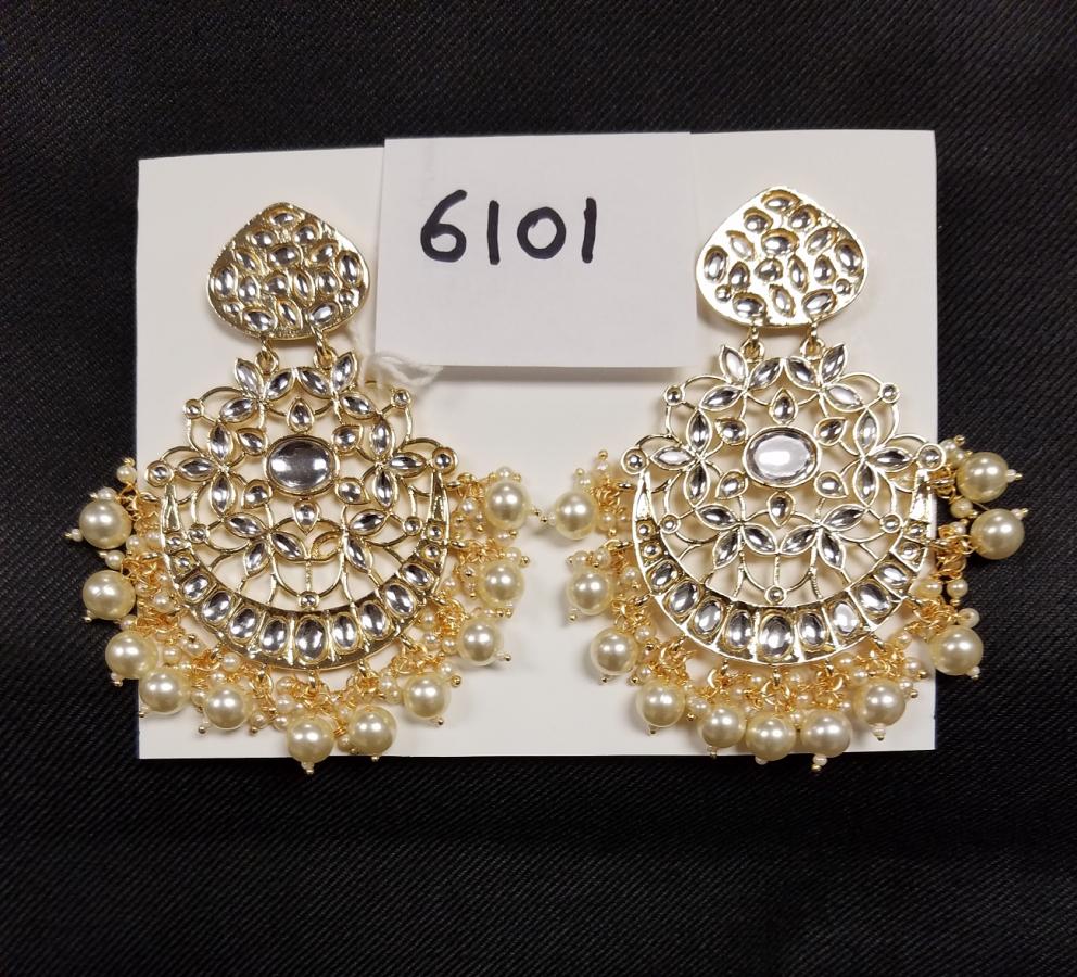 Earrings 6101 Golden Crystals Pearls Earrings Pair Shieno Earrings 6101 Golden Crystals Pearls Earrings Pair Shieno