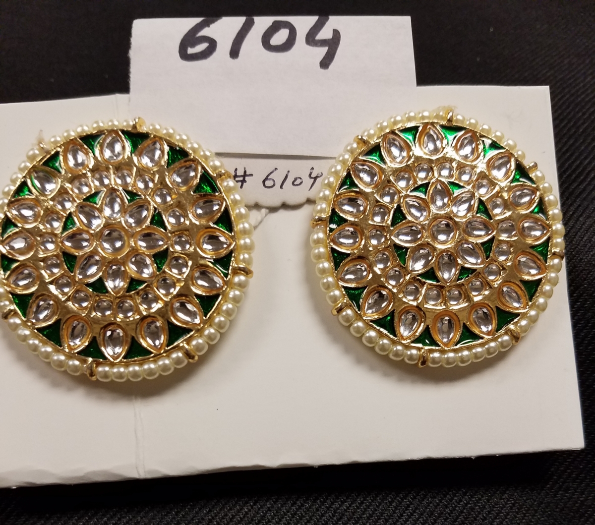 Earrings 6104 Golden Crystals Green Earrings Pair Shieno Earrings 6104 Golden Crystals Green Earrings Pair Shieno