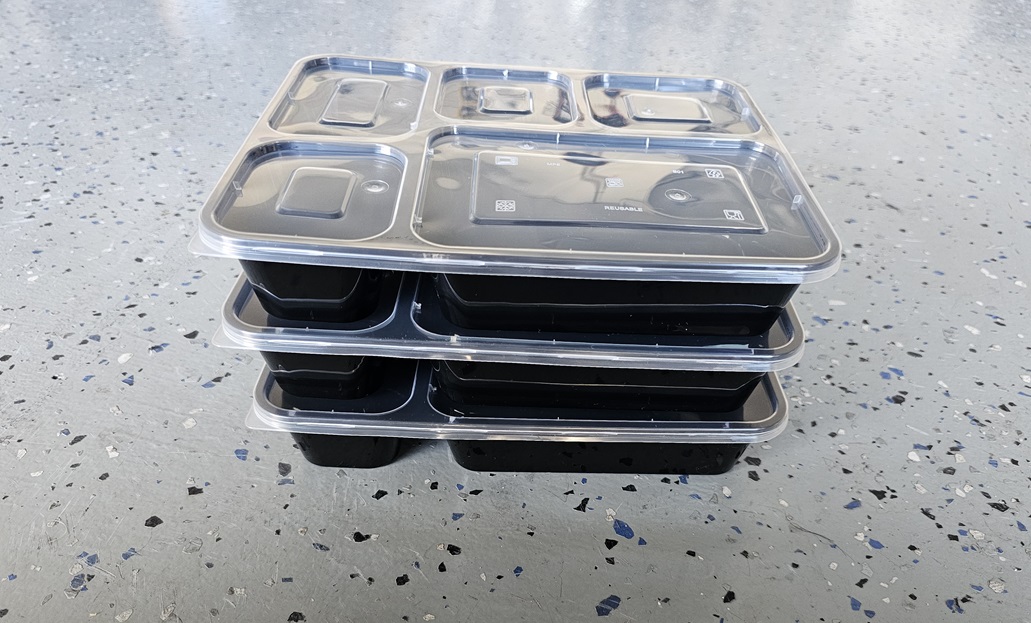 150 Pcs 5 Compartment Rectangular Deep Thali Food Container w/ Lid 34 oz