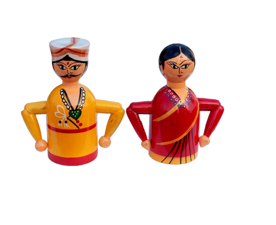Handcrafted Wooden Channapatna King and Queen Doll in Yellow Handcrafted Wooden Channapatna King and Queen Doll in Yellow