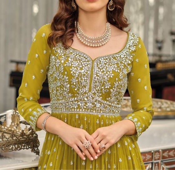 Women Dress, Pale Green Georgette Silver Detail Cocktail Gown (Large) Women Dress, Pale Green Georgette Silver Detail Cocktail Gown (Large)