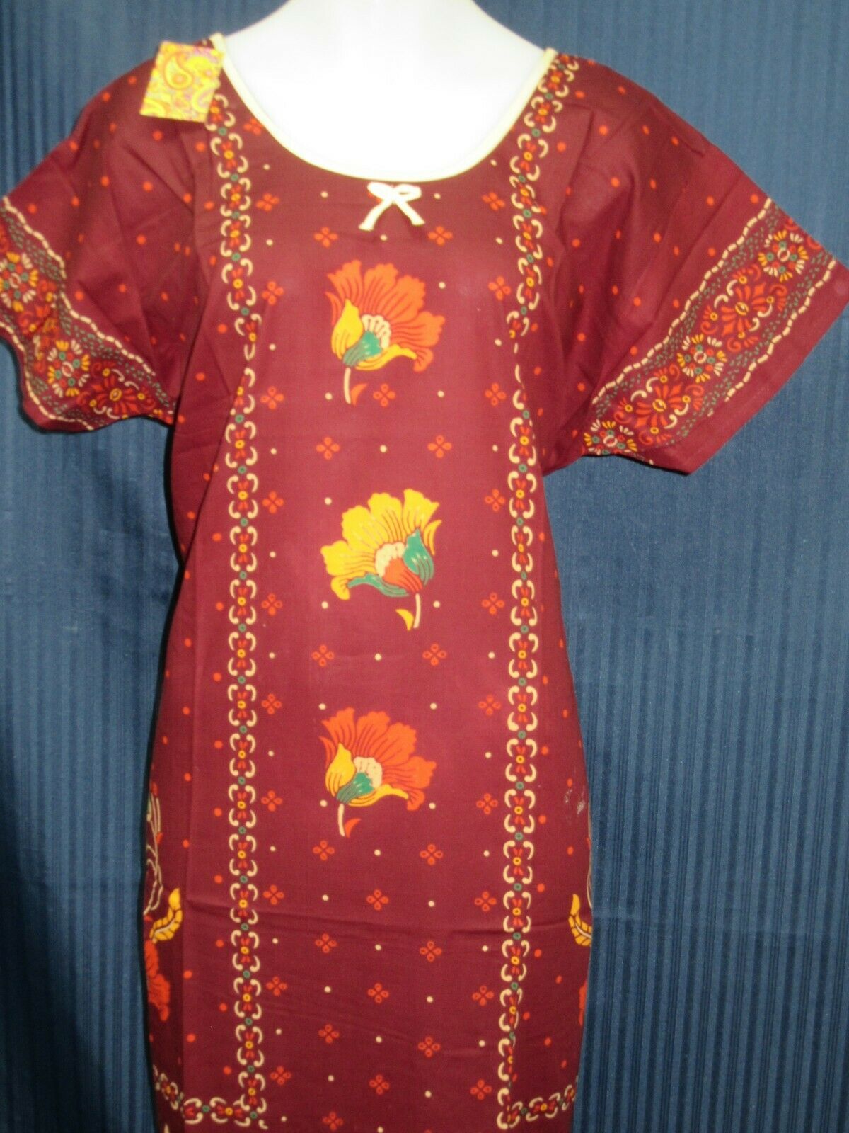 Maroon Printed Gown Kaftan Jalabiya Nighty Sleep Wear Shieno Maroon Printed Gown Kaftan Jalabiya Nighty Sleep Wear Shieno