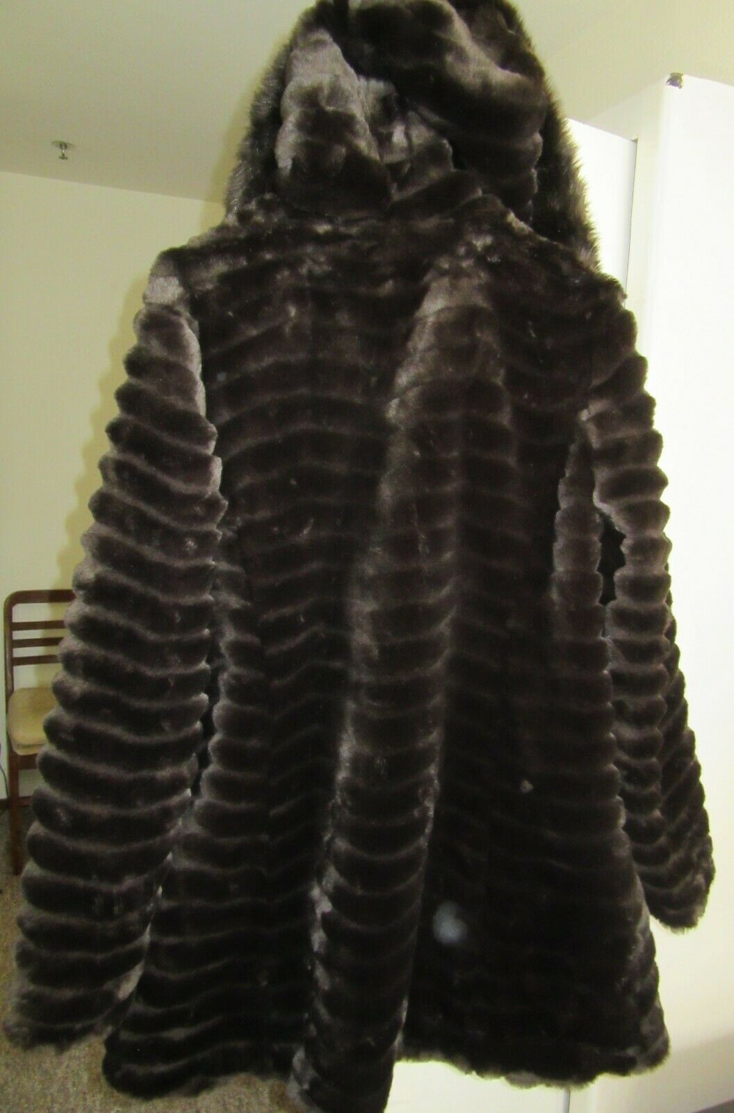 Plush Jacket 6394 Chocolate Brown long Coat With Hood Size XL Plush Jacket 6394 Chocolate Brown long Coat With Hood Size XL