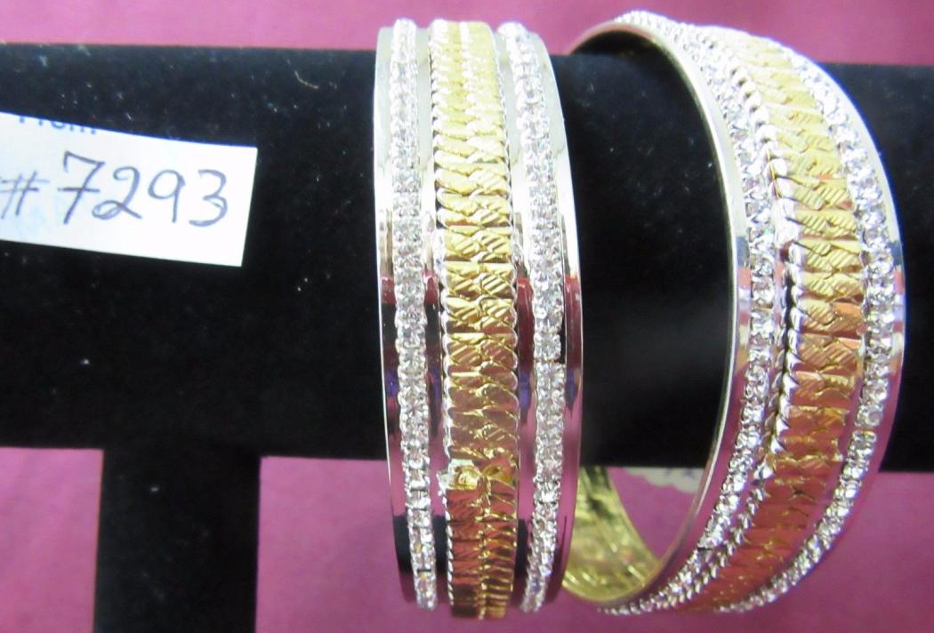 Bangles 7293 Silver Gold Bangles Lustrous CZ Crystal Zircon Stones Bangles 7293 Silver Gold Bangles Lustrous CZ Crystal Zircon Stones