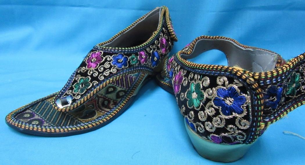 Designer Indian Women Bhojpuri Jooti Ballet Flat Saleem Shahi Khussa Shoe Designer Indian Women Bhojpuri Jooti Ballet Flat Saleem Shahi Khussa Shoe