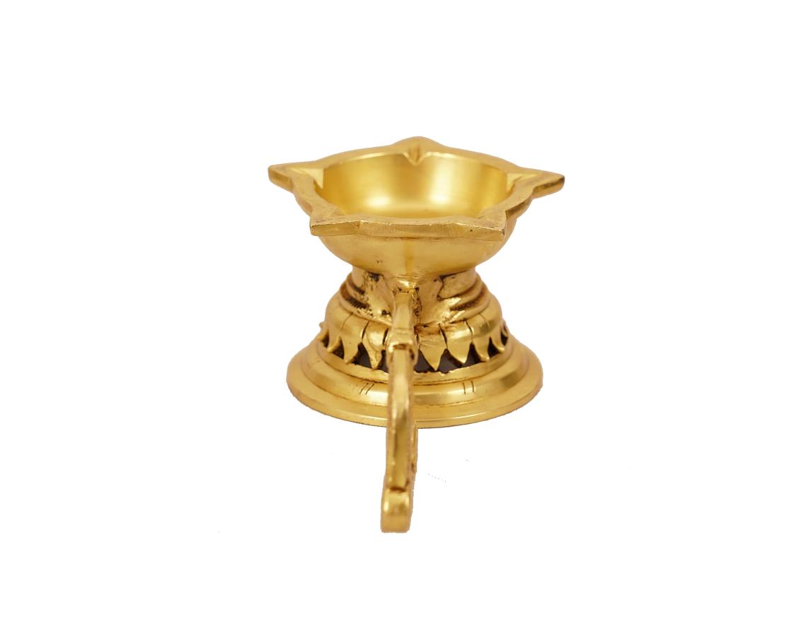 Aarti Pooja Small Diya Brass Material for Aarti, Home, Puja, Mandir, Gifts 3 X 2.5 X 5.5 In Aarti Pooja Small Diya Brass Material for Aarti, Home, Puja, Mandir, Gifts 3 X 2.5 X 5.5 In