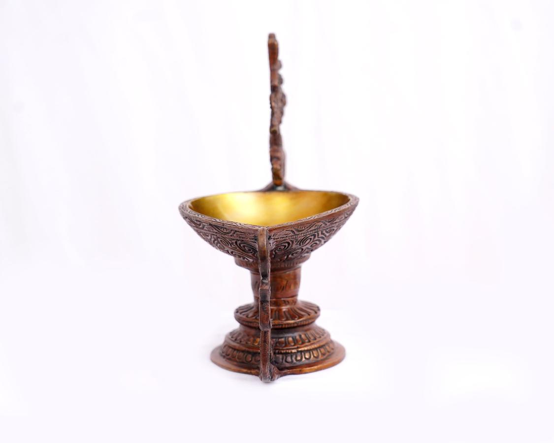 Aarti Small Diya lamp with handle Brass Material for Aarti, Home, Puja, Mandir, Gifts 8 X 7 X 4 In Aarti Small Diya lamp with handle Brass Material for Aarti, Home, Puja, Mandir, Gifts 8 X 7 X 4 In