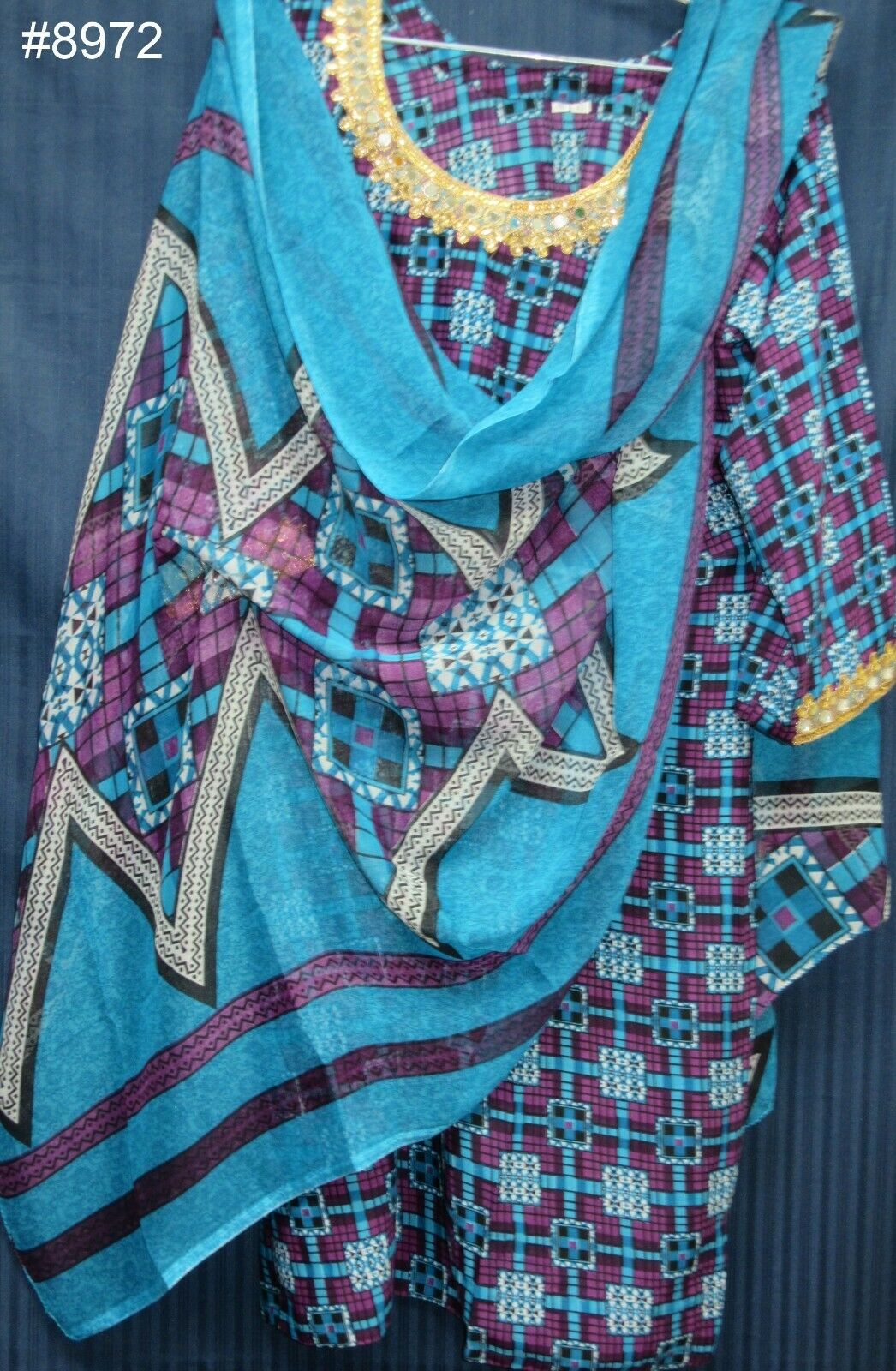 Firozi Printed Salwar Kameez Dupatta Large 42 Size Suit Firozi Printed Salwar Kameez Dupatta Large 42 Size Suit