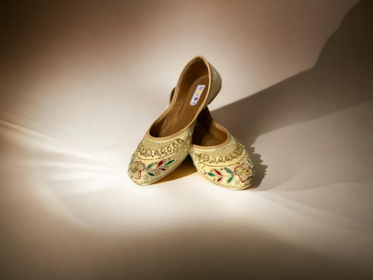 Fancy Design Punjabi Jutti for Women 7 - 12 Size