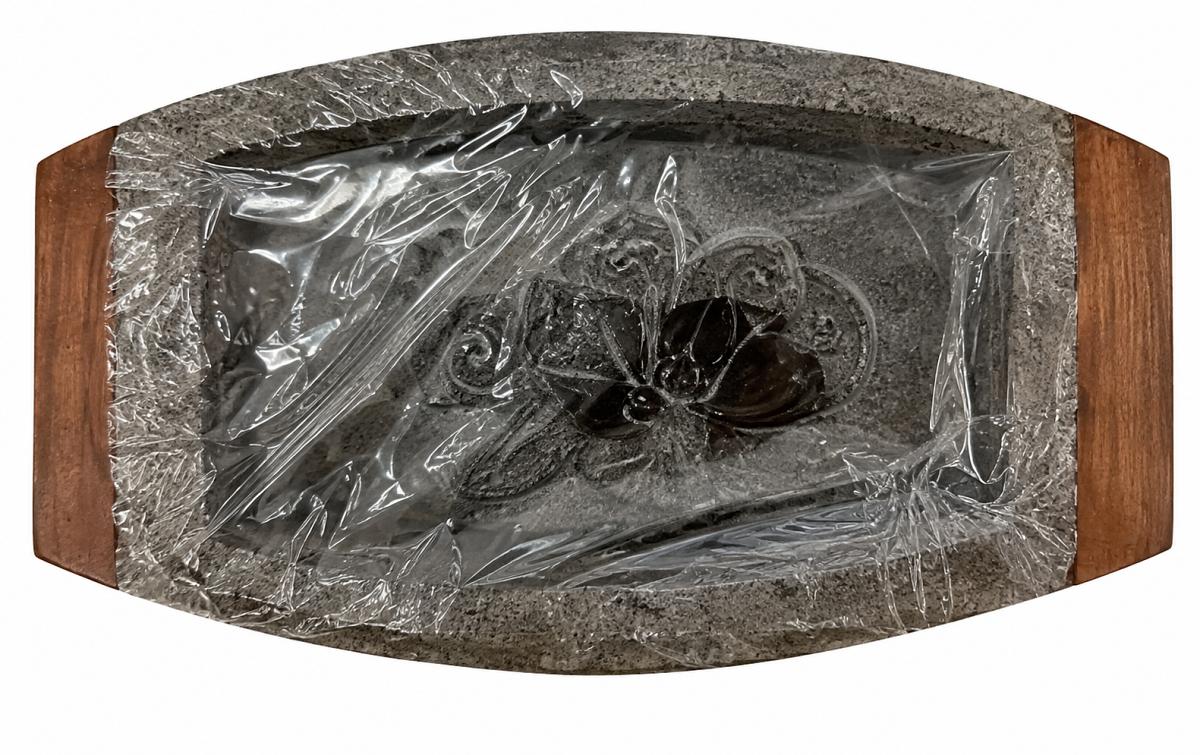 Sizzler Plate/Tray with Wooden Base in Rectangle Shape - 15 x 8"
