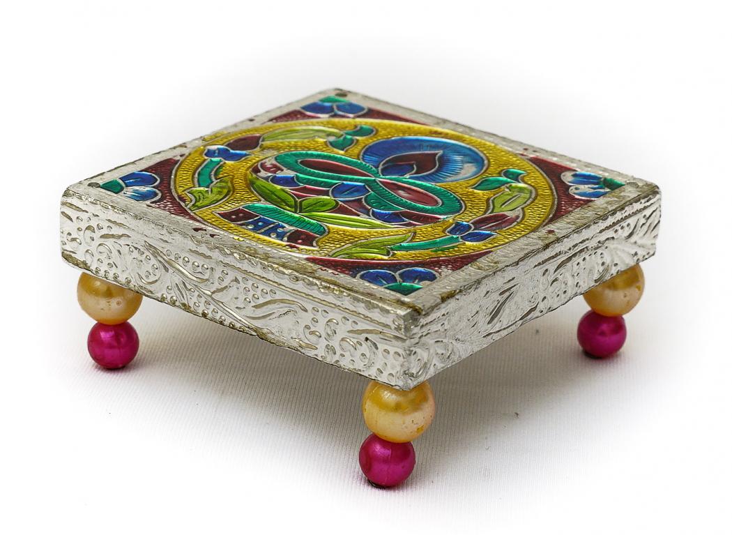Small Chowki Bajoth for Mandir Idol Moorti / Home Decor