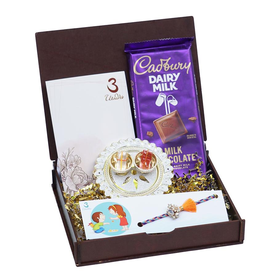 UtsaWe GIFT HAMPER - Adorable Rakhi With Orange Tassel and Square Diamond