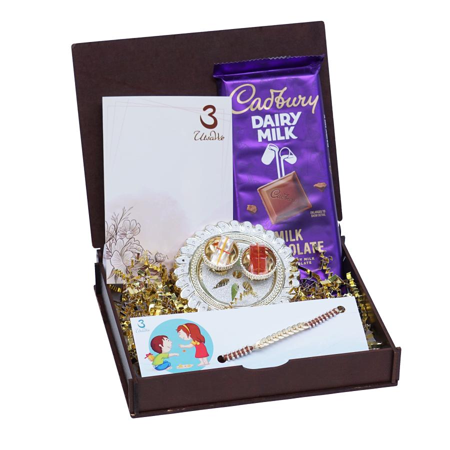 UtsaWe GIFT HAMPER - Elegant Rakhi With Golden Leaves UtsaWe GIFT HAMPER - Elegant Rakhi With Golden Leaves